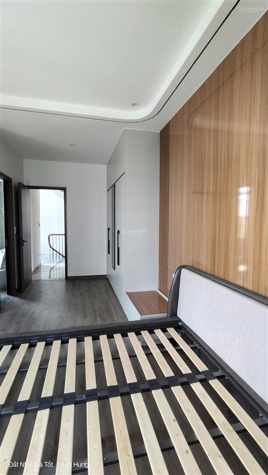 Cho thuê tầng 3456 với 160m sàn, fun nội thất cao cấp, ở kh vp, hđ dài hạn