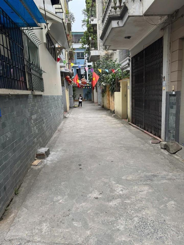 Cần bán nhà nguyễn sơn long biên 72m2. oto vào nhà. ngõ thông. sổ đỏ chính chủ