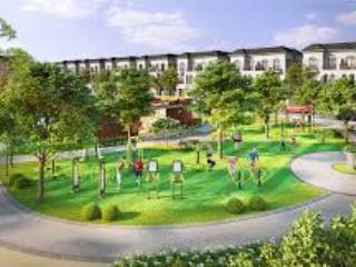 0903 103 *** chủ nhà cần bán căn đơn lập hướng dướng 1 đông nam 250m xây thô có sông sau nhà