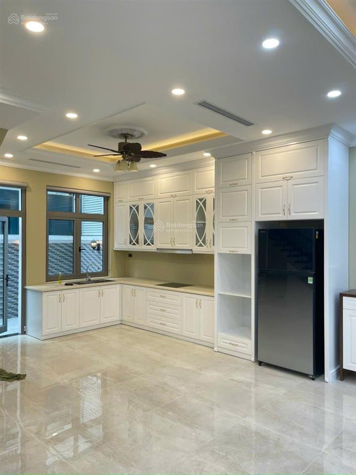 0903 103 *** cho thuê liền kề 96m full nội thất khu bên hồ vinhomes the harmony hướng đông nam