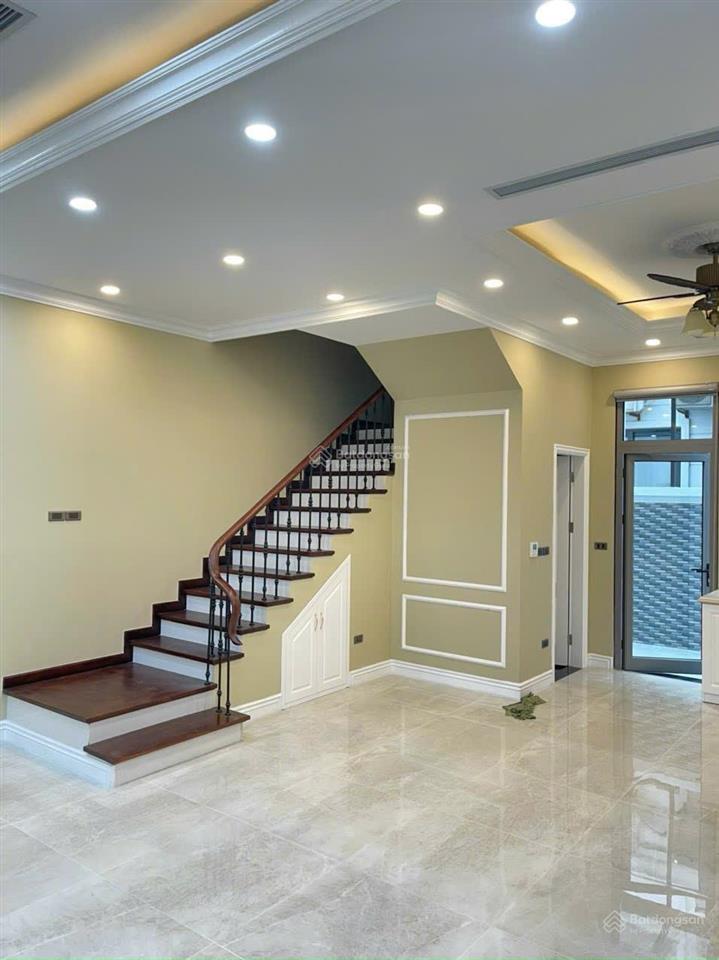 0903 103 *** cho thuê liền kề 96m full nội thất khu bên hồ vinhomes the harmony hướng đông nam