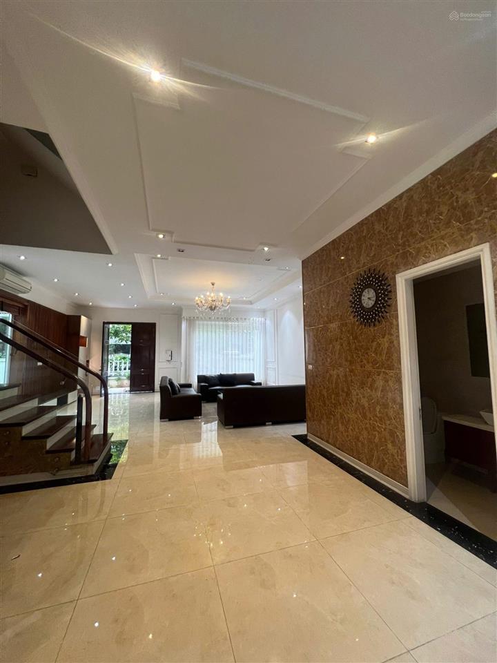 0903 103 *** cho thuê căn song lập 250m² anh đào có sông vinhomes riverside full đồ giá 40 triệu