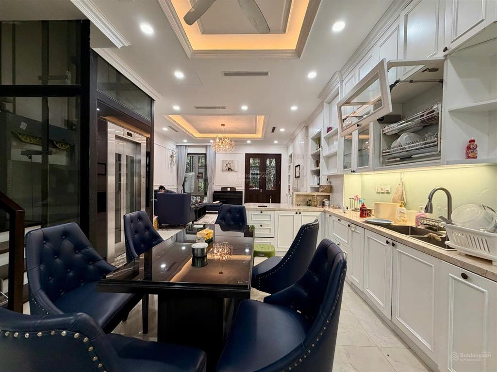 0903 103 *** bán căn liền kề nguyệt quế 12 the harmony bên hồ hoàn thiện full nội thất có thang máy
