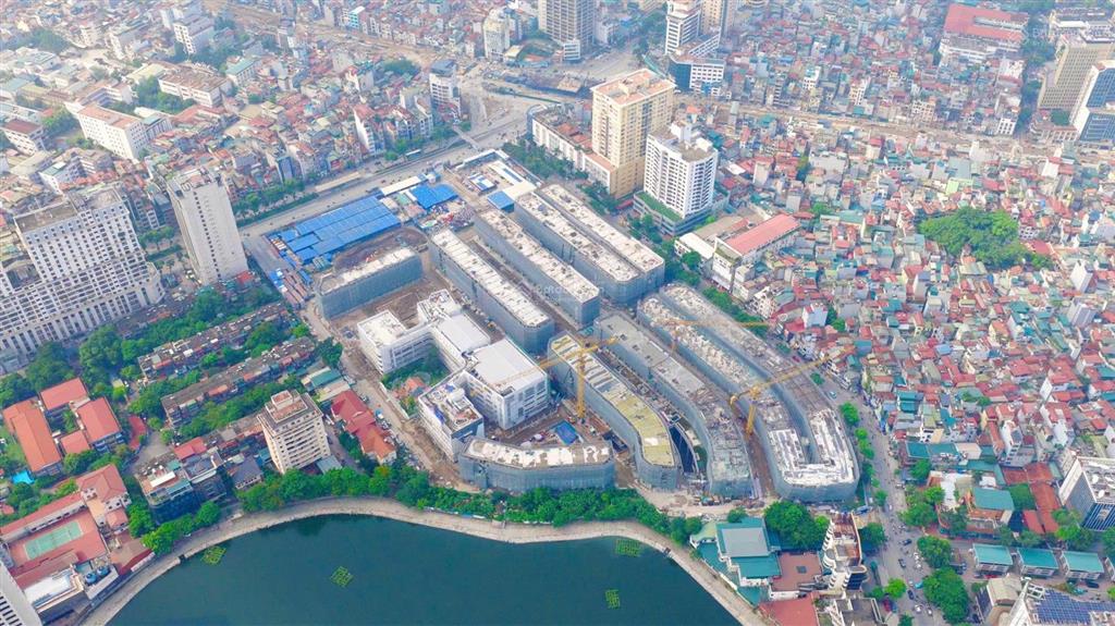 1 căn nhà phố mặt đường ngọc khánh 100 m2 mặt, tiền 8m, xây 5 tầng giá 47 tỷ.  ngay