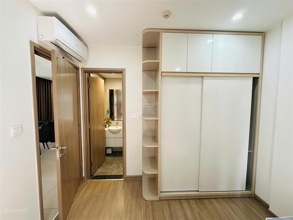 Chính chủ bán gấp căn góc tòa s2  ocp1  65m2  2pn. giá 3,55 tỷ