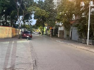 Cần bán căn biệt thự thô tại việt hưng. 0936 213 ***