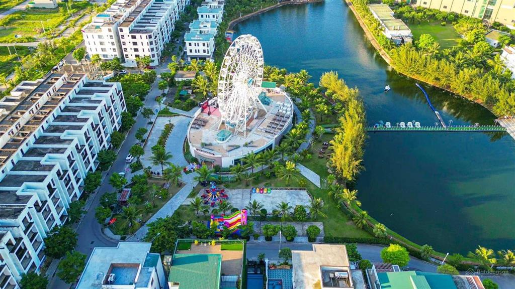 Cần tiền bán nhanh căn hotel 8 phòng ven biển ngay cổng flc giá rẻ bất ngờ