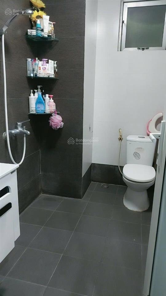 Chính chủ bán gấp căn hộ vị trí vàng trung tâm cầu giấy