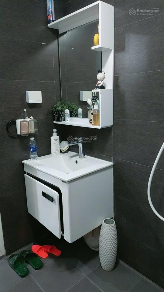 Chính chủ bán gấp căn hộ vị trí vàng trung tâm cầu giấy