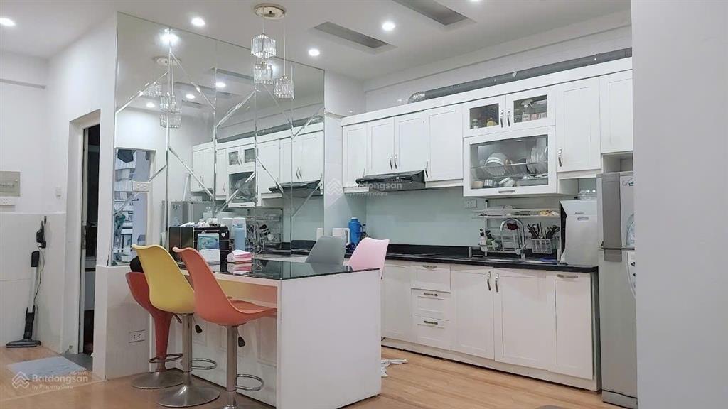 Chính chủ bán gấp căn hộ vị trí vàng trung tâm cầu giấy