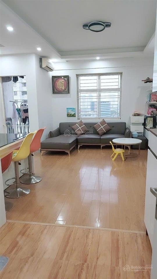 Chính chủ bán gấp căn hộ vị trí vàng trung tâm cầu giấy