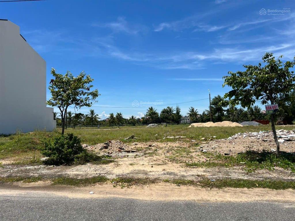 Bán 200m2 đường khúc hạo khu làng chài,biển an bàng