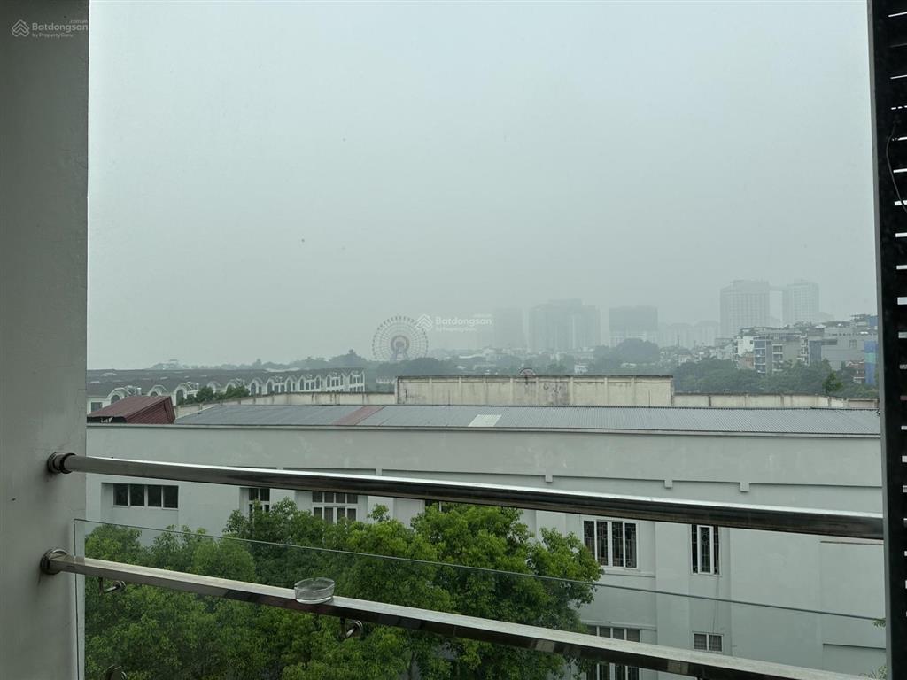 Căn hộ 1 ngủ 1 khách riêng biệt view trọn hồ tây.separate 1bedroom views of west lake