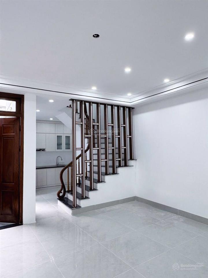 Bán nhà thạch bàn long biên, dt 57m2, 5 tầng, giá nhỉnh 8 tỷ