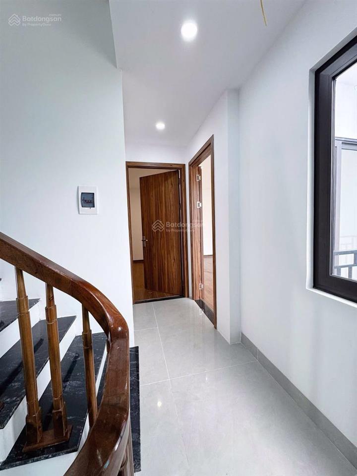Bán nhà thạch bàn long biên, dt 57m2, 5 tầng, giá nhỉnh 8 tỷ