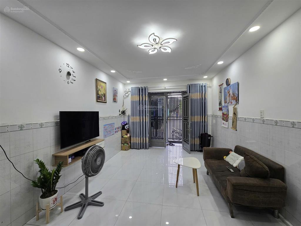 Chủ nhà cần bán gấp nhà mái thái phan huy ích tân bình  4,2 tỷ (thương lượng)