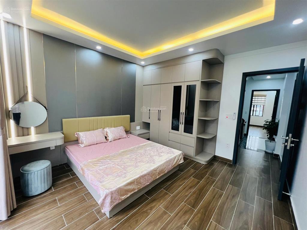 Bán nhà 4 tầng có gara ô tô, full nội thất cao cấp, quỳnh hoàng  nam sơn, giá chỉ 4,35 tỷ