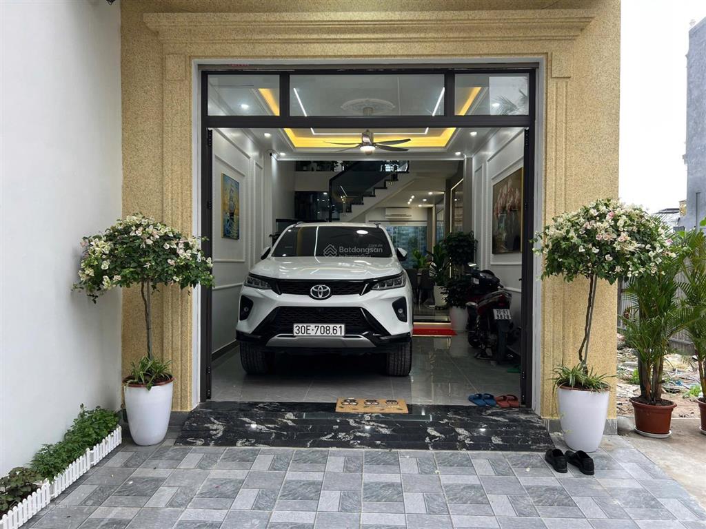 Bán nhà 4 tầng có gara ô tô, full nội thất cao cấp, quỳnh hoàng  nam sơn, giá chỉ 4,35 tỷ