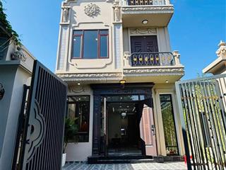 Nhà 3 tầng đẹp luxury trung tâm gần chợ vĩnh thê  106m²  nội thất cao cấp  giá chỉ hơn 6 tỷ