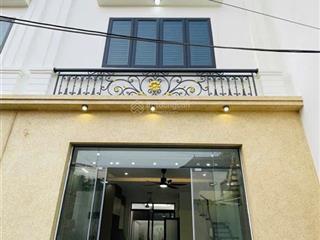Bán nhà đẹp cách thượng  nam sơn, diện tích 46m2  ô tô đỗ cửa  giá chỉ 2,48 tỷ