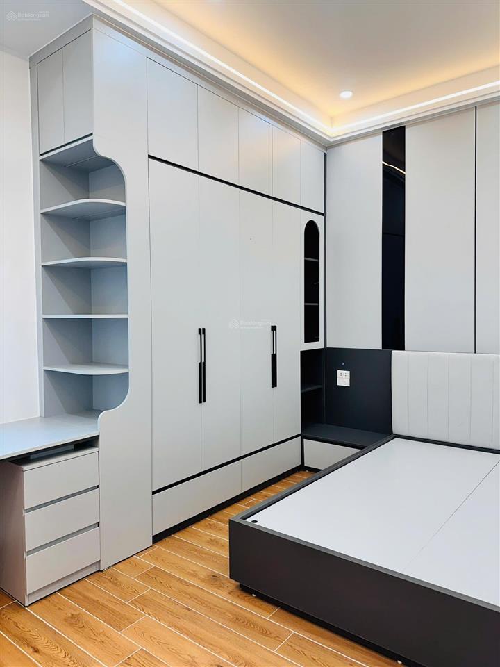 Bán nhà quỳnh hoàng nam sơn hải phòng  nhà 3 tầng độc lập, full nội thất, ngõ ô tô, giá chỉ 3,3tỷ