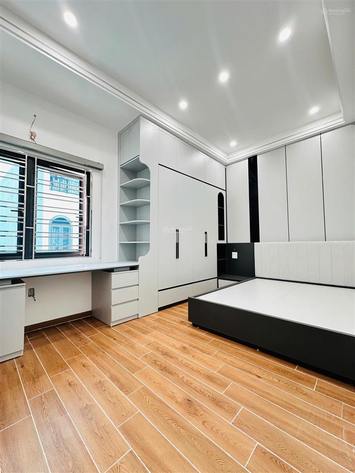 Bán nhà quỳnh hoàng nam sơn hải phòng  nhà 3 tầng độc lập, full nội thất, ngõ ô tô, giá chỉ 3,3tỷ