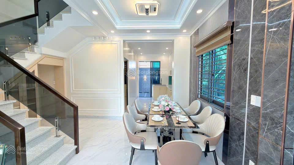 Bán biệt thự 132,5m² bắc sơn an dương hải phòng full nội thất cao cấp, sân vườn đẹp