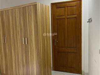 Cho thuê nhà riêng tại phố đồng nhân, 5 triệu, 37 m2, hàng hiếm giá tốt