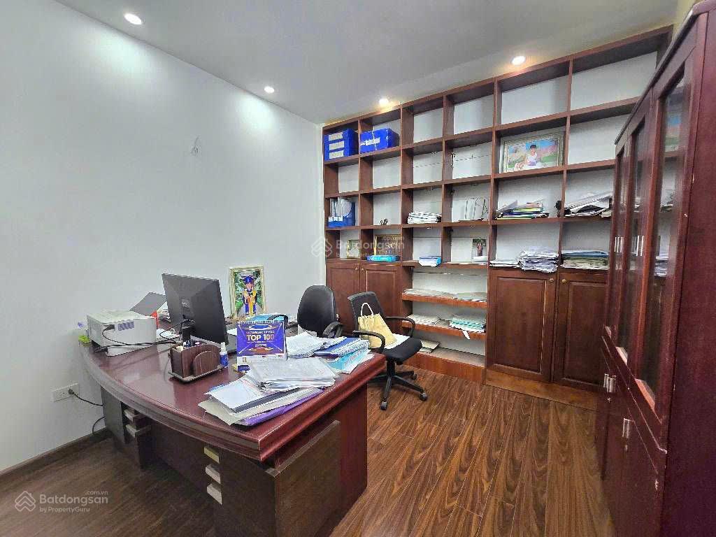 Bán nhà đẹp view hồ tây, trích sài, 36m2 x 6t x mt 3.5m, 3 bước ra hồ, 2 thoáng trước sau