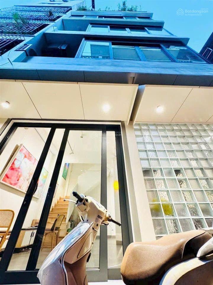 Chính chủ bán nhà đẹp view hồ, trịnh công sơn, 43m2 x 5t x mt 6m, 20m ra phố, 3 ngủ ở luôn