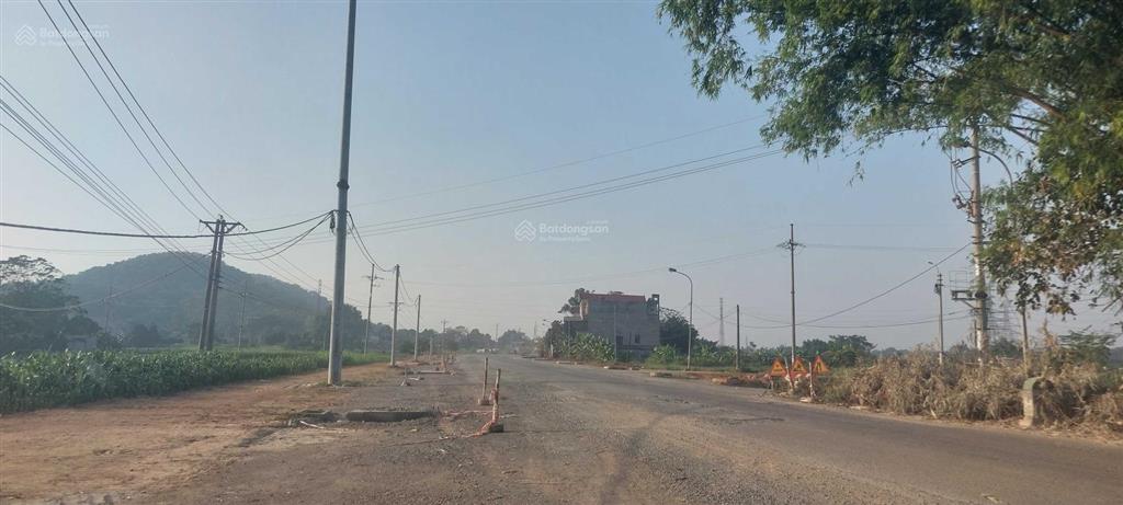 Bán đất hà nội mặt tỉnh lộ 413 cạnh hồ xuân khanh, đường rộng 40m, sổ đỏ chính chủ, 50xtr/m2