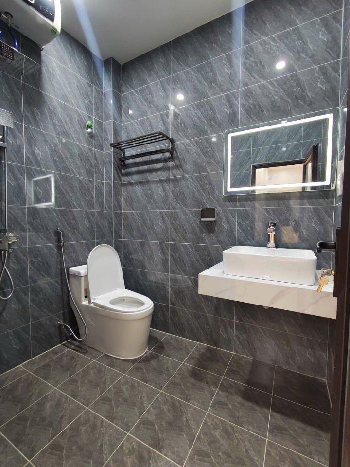 . Độc lập Tôn Đức Thắng - Lê Chân 