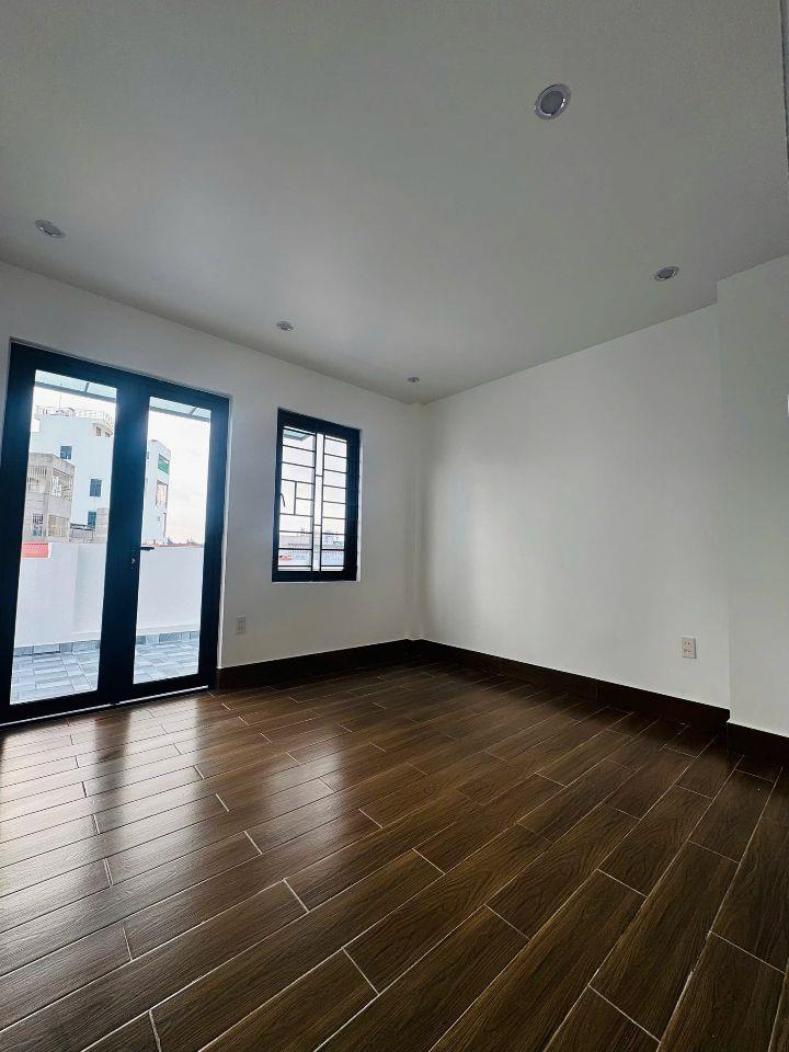 NHÀ XÂY MỚI NGÕ 212 VŨ CHÍ THẮNG - LÊ CHÂN