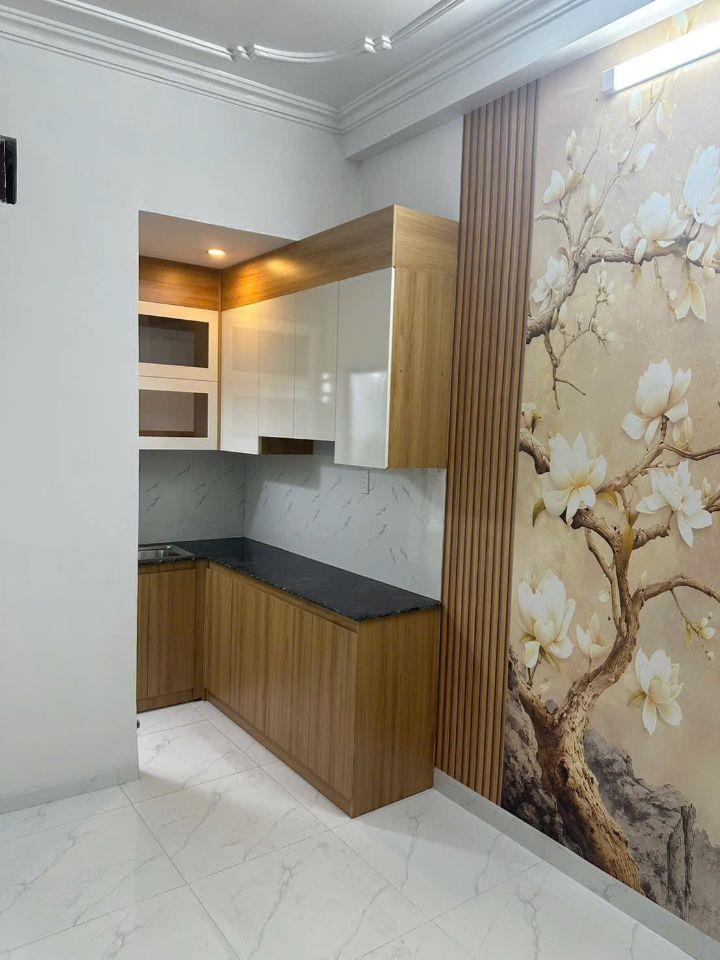 .nhà ngõ 81 Phạm Hữu Điều