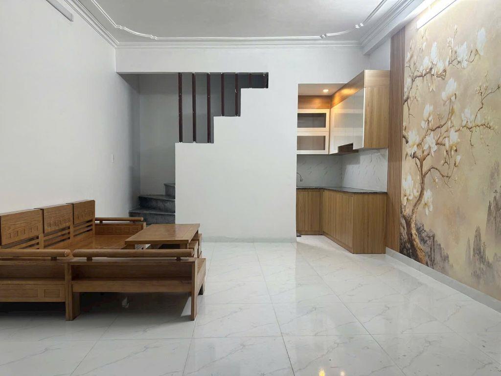 .nhà ngõ 81 Phạm Hữu Điều