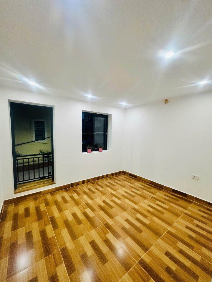 . Nhà 2 Tầng Chợ Cột Đèn - An Biên