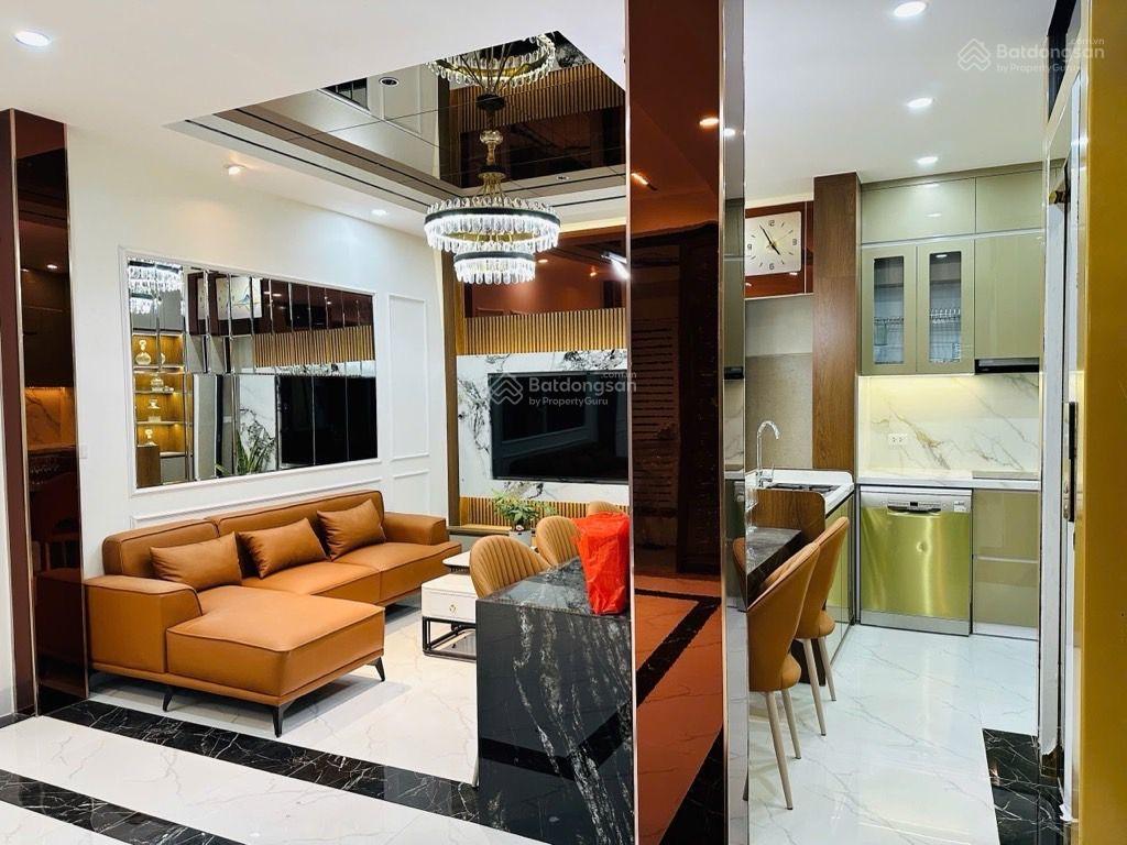 5 tầng thang máy nhà phố trương định giải phóng hoàng mai.