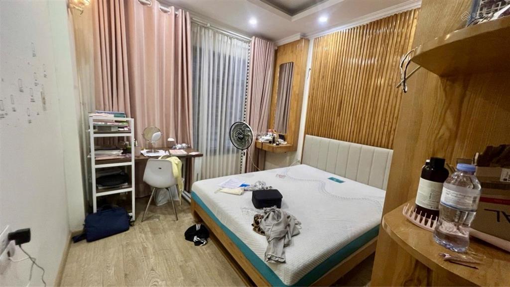 Diện tích 45m /5 tầng, 9 tỷ. phố minh khai hai bà trưng.