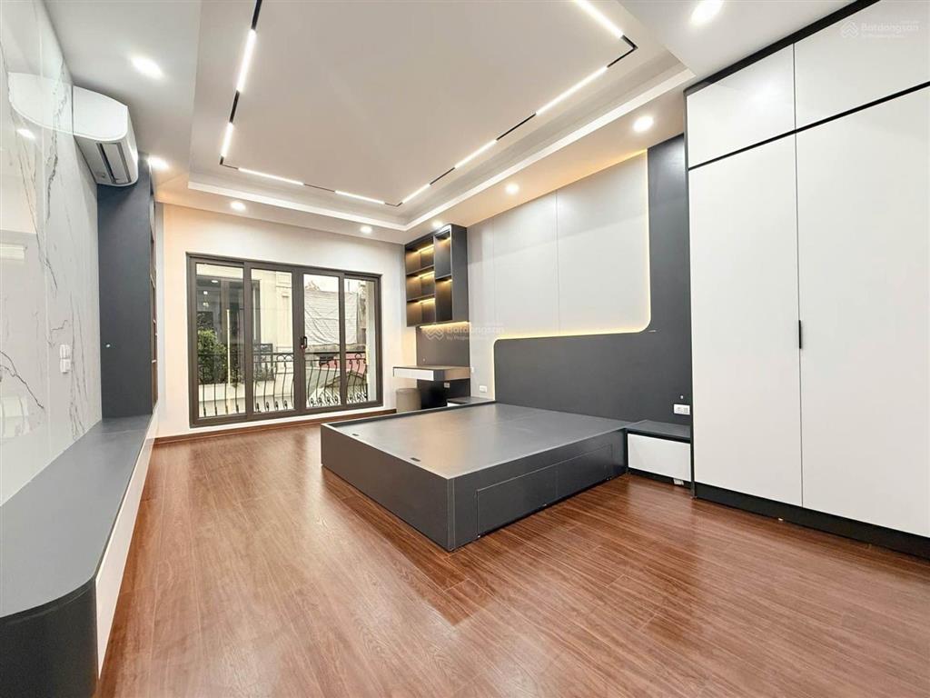 Bán nhà riêng 50m2 giá cực chất 19,5 tỷ tại đền lừ 1, hoàng mai, hà nội