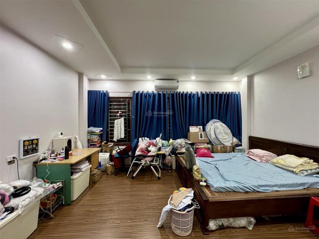 Nhà 5 tầng phố giáp nát hoàng mai diện tích 39m chỉ còn 8.7 tỷ.