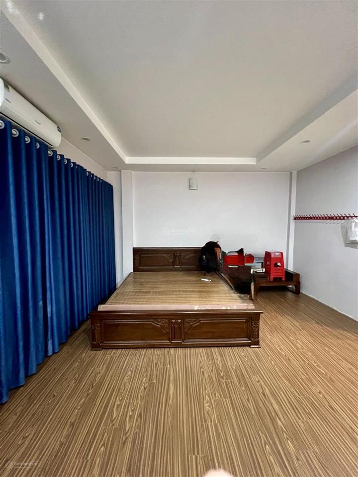 Nhà 5 tầng phố giáp nát hoàng mai diện tích 39m chỉ còn 8.7 tỷ.