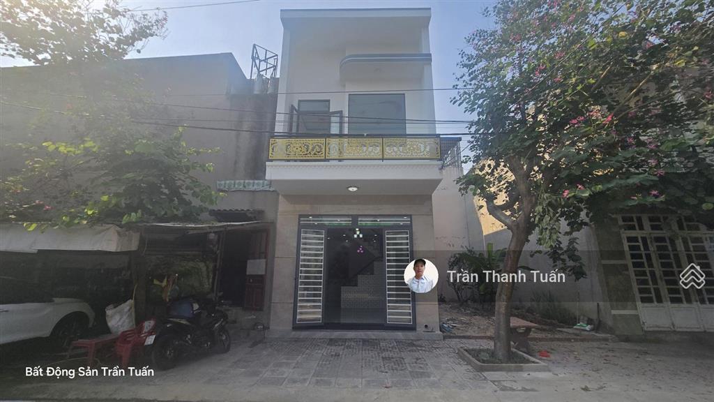 Kdc xuyên á ngay chân cầu lớn hóc môn, nhà mặt tiền đường nhựa 14m, sổ hồng riêng, rẻ nhất khu