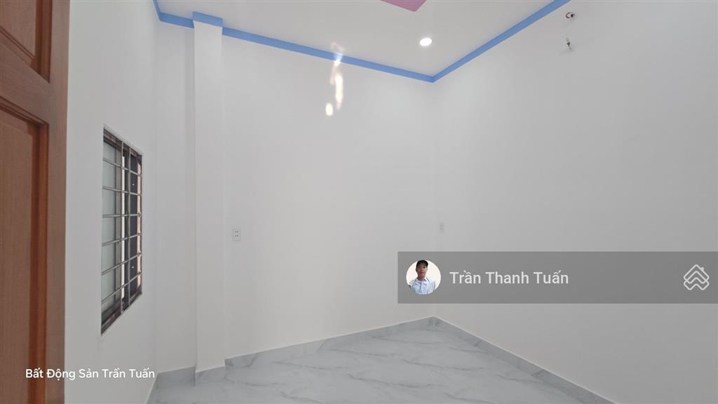 Kdc xuyên á ngay chân cầu lớn hóc môn, nhà mặt tiền đường nhựa 14m, sổ hồng riêng, rẻ nhất khu