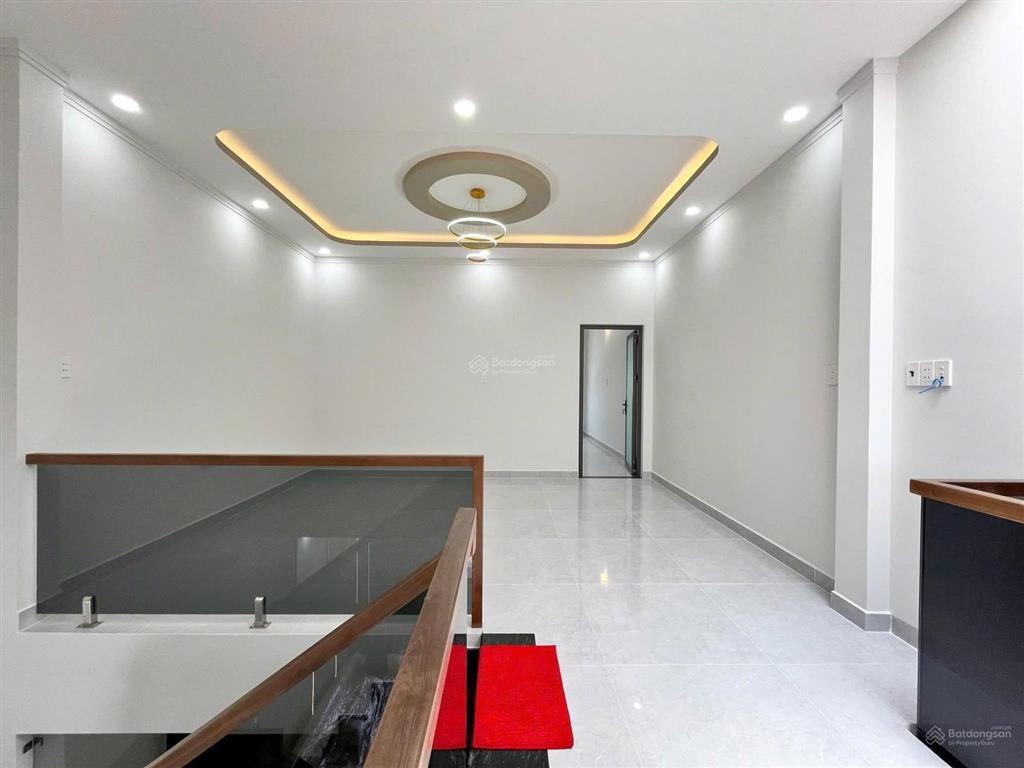 Nhanh mới kịp, siêu phẩm 5x40, sân lập vườn siêu đẹp, vị trí đắc địa