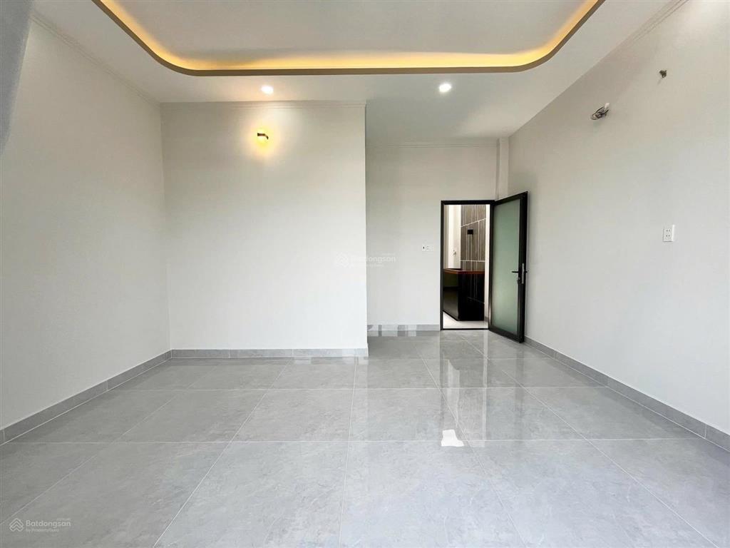 Nhanh mới kịp, siêu phẩm 5x40, sân lập vườn siêu đẹp, vị trí đắc địa