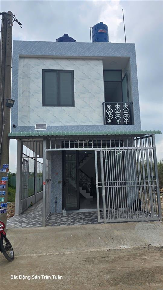 Dãy trọ 5x25m gồm 1 căn lầu và 5 phòng trọ, thu nhập 12tr7/tháng. còn mới, chỉ việc thu tiền