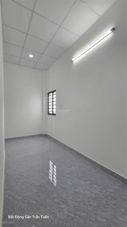 Dãy trọ 5x25m gồm 1 căn lầu và 5 phòng trọ, thu nhập 12tr7/tháng. còn mới, chỉ việc thu tiền