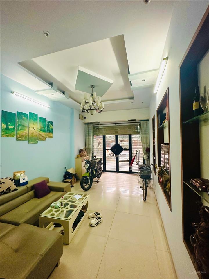 Bán hoặc cho thuê hẻm xe hơi, ôtô ngủ trong nhà, khu vực an ninh, đường phan huy ích, sát emart