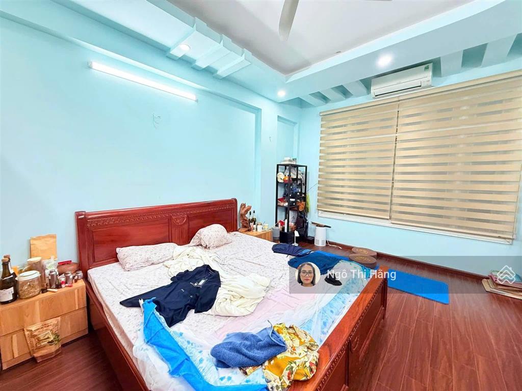 Phân lô vip trần quốc hoàn  cầu giấy  ngõ to hơn phố kinh doanh tốt. mặt tiền 4m.  0868 608 ***