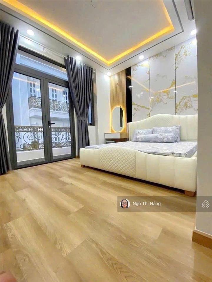 Bán nhà 7 tầng mới xây cầu thang máy khu chia lô hoàng quốc việt